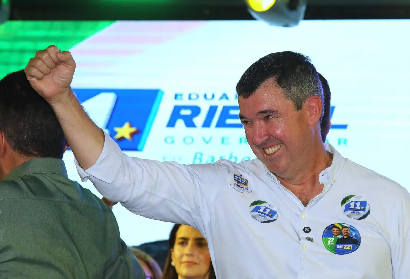 Eduardo Riedel é reeleito governador de MS no 1º turno com 67,07% dos votos