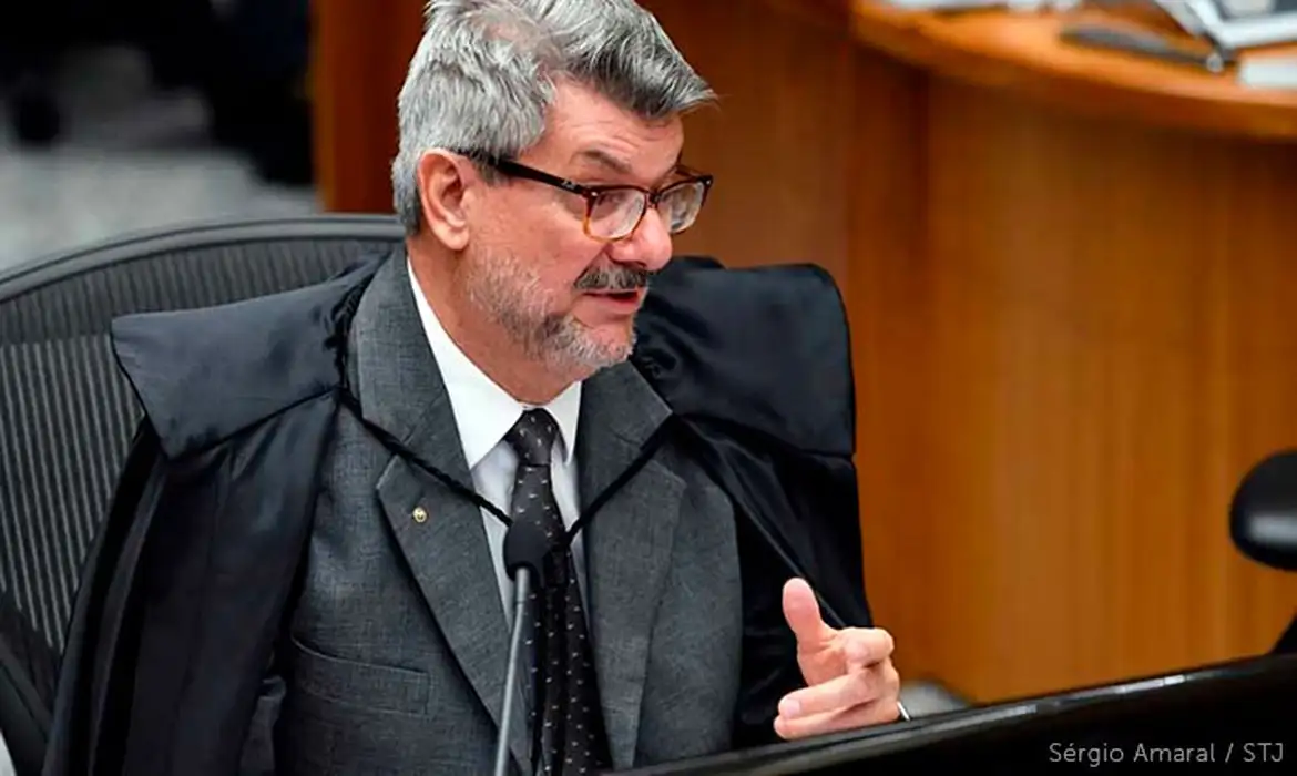 Ministro Marco Buzzi, do STJ, é acusado de assédio sexual contra jovem
